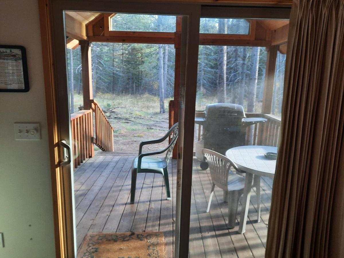 Willamette Pass Inn & Chalets Odell Lake 外观 照片