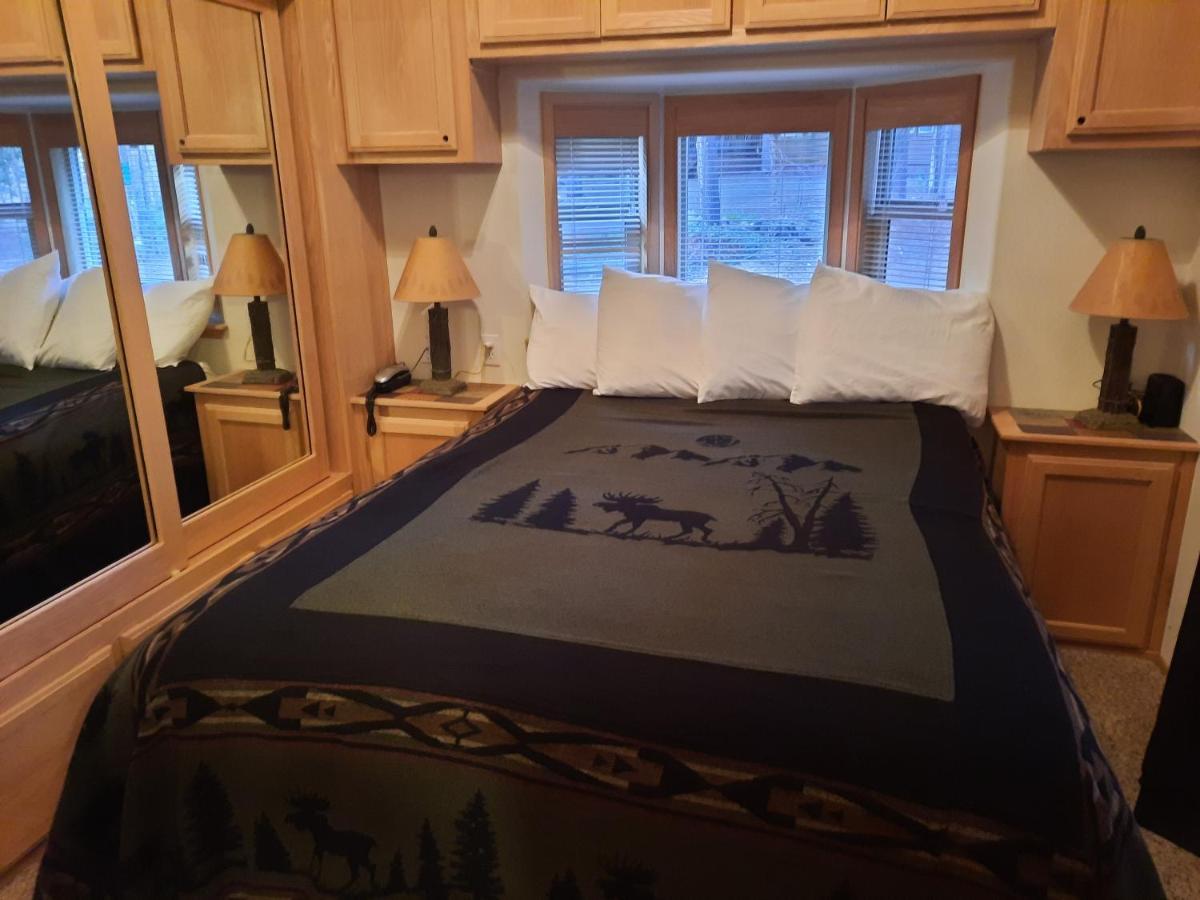 Willamette Pass Inn & Chalets Odell Lake 外观 照片