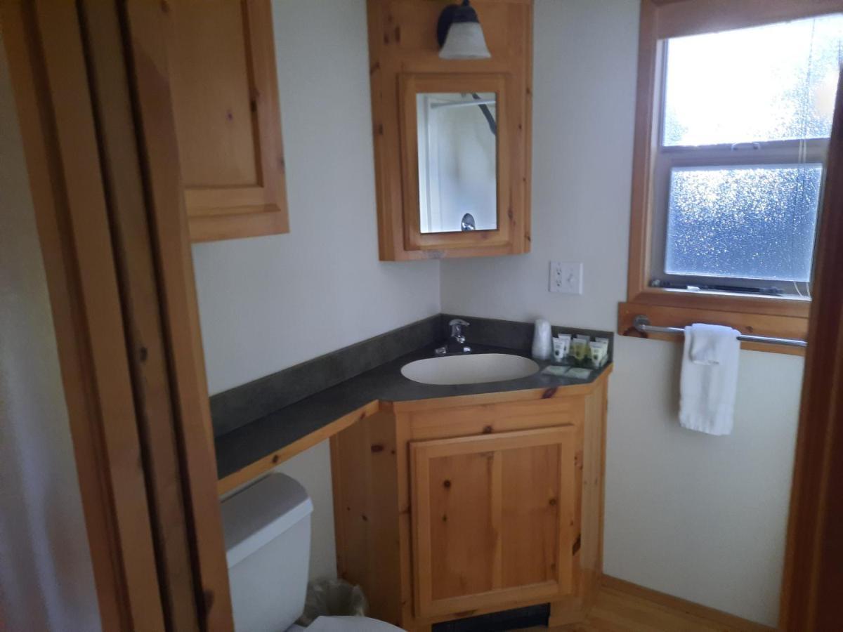 Willamette Pass Inn & Chalets Odell Lake 外观 照片