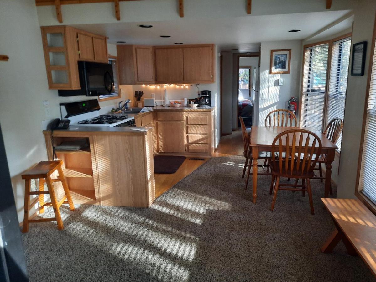 Willamette Pass Inn & Chalets Odell Lake 外观 照片
