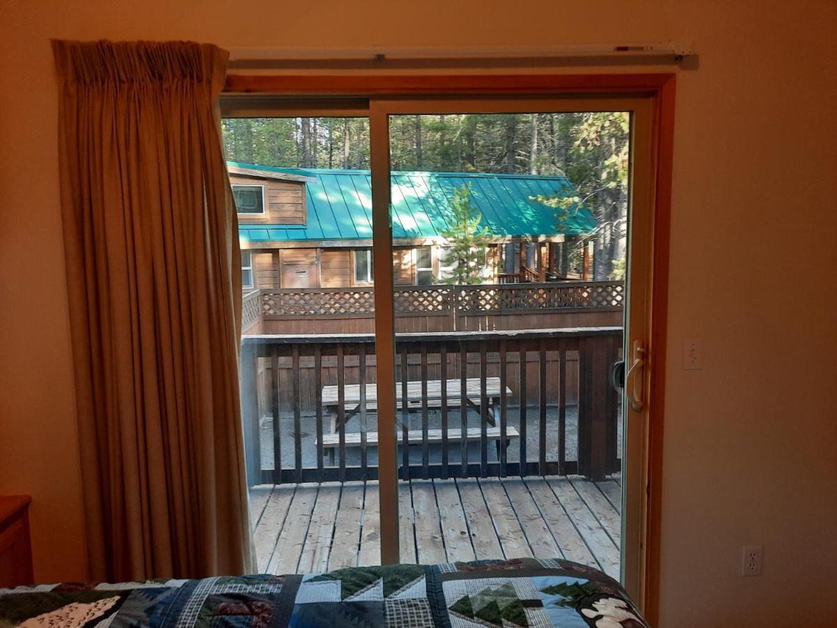 Willamette Pass Inn & Chalets Odell Lake 外观 照片