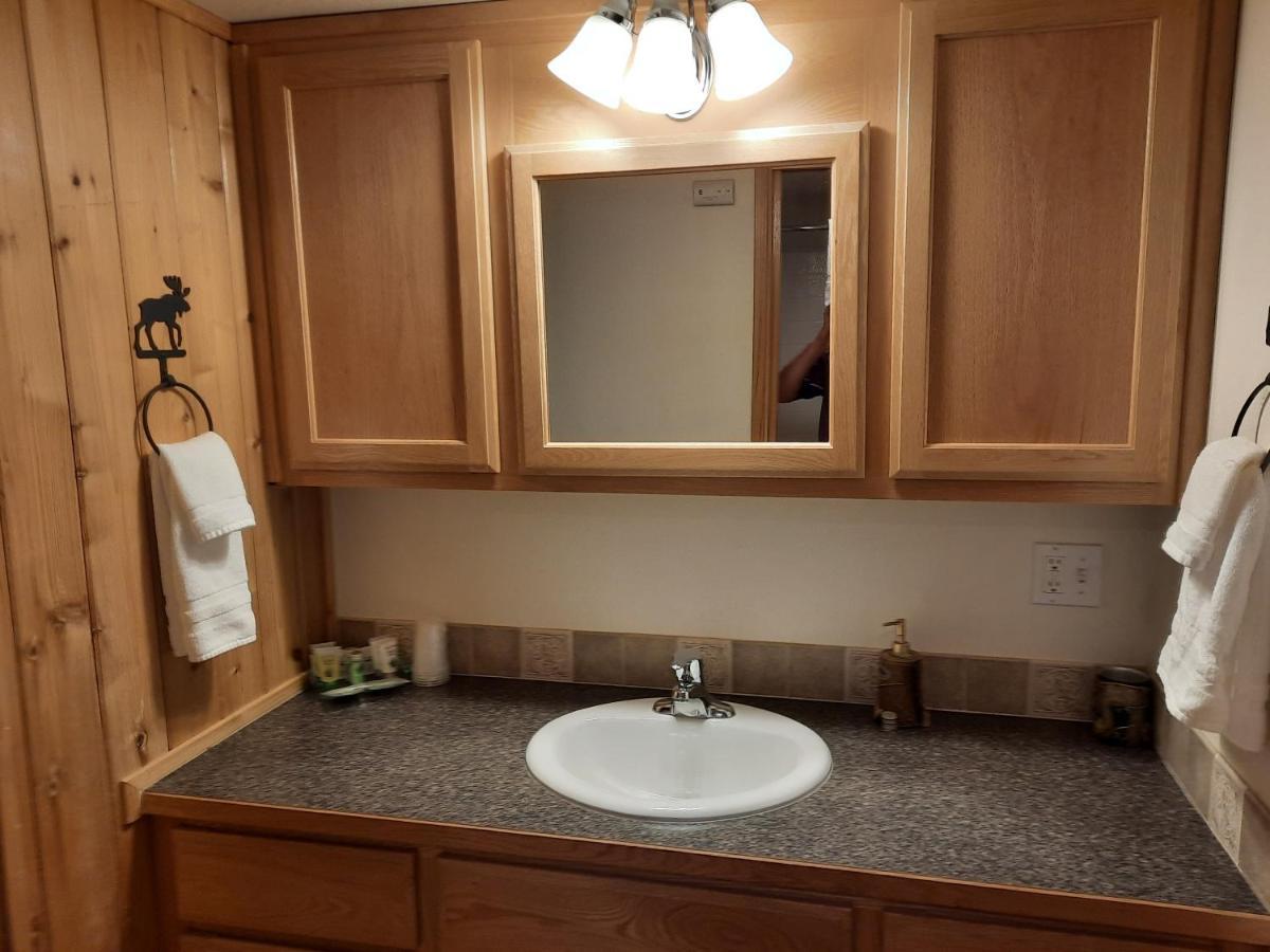 Willamette Pass Inn & Chalets Odell Lake 外观 照片