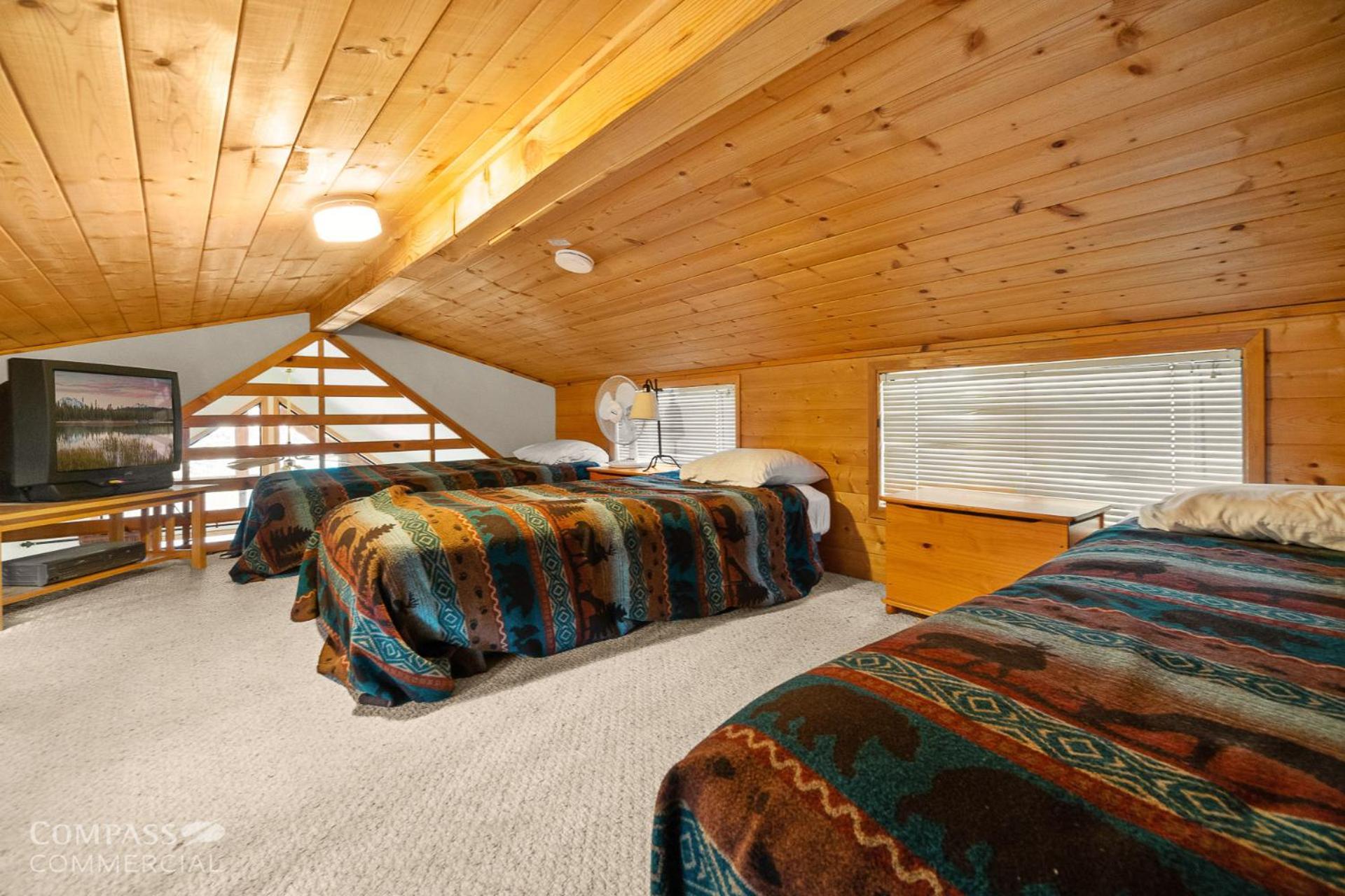 Willamette Pass Inn & Chalets Odell Lake 外观 照片